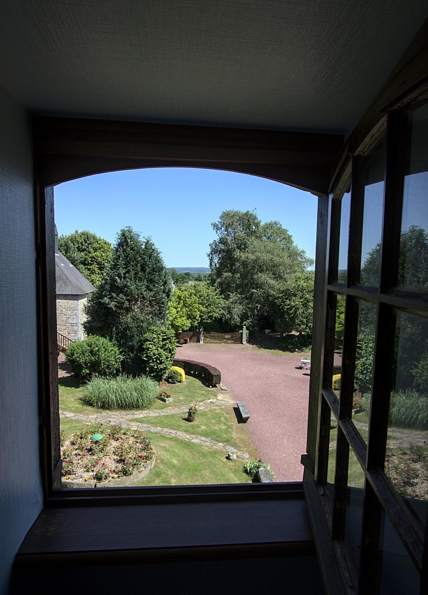 Logis Hotel Restaurant Manoir De L'Acherie Sainte-Cecile  Luaran gambar
